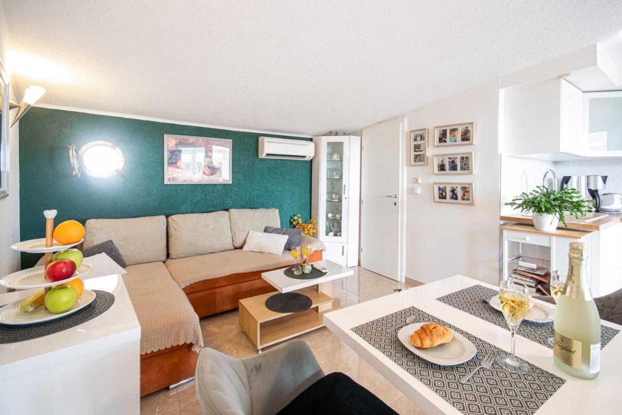 Holiday Home Nevera Makarska Exterior foto
